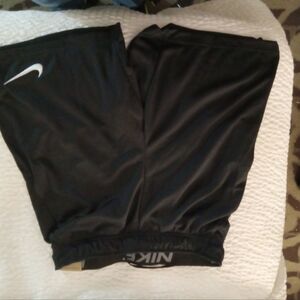 MEN'S Nike shorts . Black Size S